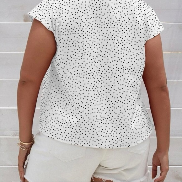 Women’s 3X White Shirt/Blouse by SHEIN - Picture 3 of 7